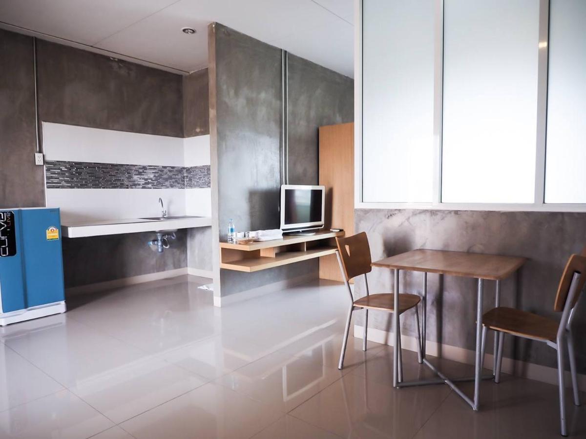 The View Residence Bangkok Exterior foto