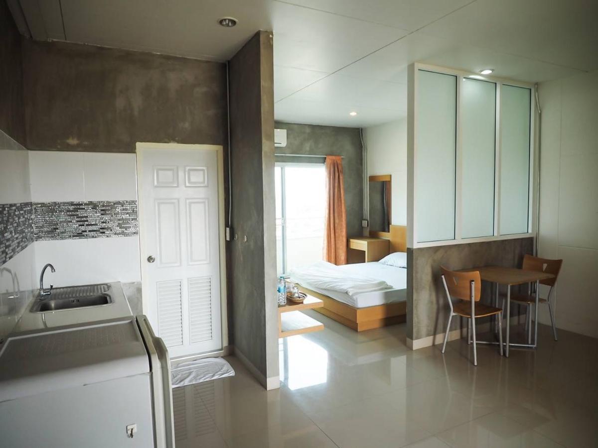 The View Residence Bangkok Exterior foto